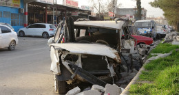 Depremlerin ardından araçlarda hasarlar… Hasar gören araçlar sanayiye taşınıyor