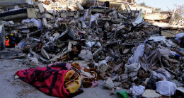 Depremde hayatını kaybeden 1297 kişinin kimliği tespit edilemedi