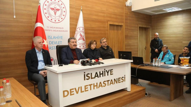 Sağlık Bakanı Fahrettin Koca’dan depremin vurduğu Gaziantep’teki içme suyuna ilişkin açıklama