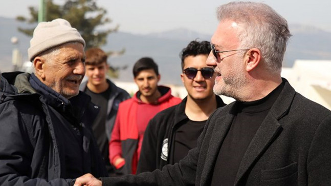 Ünlü isimler deprem bölgesinde – Son Dakika Magazin Haberleri