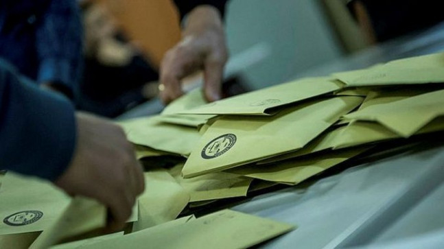 Bugün seçim olsa hangi partiye oy verirsiniz? Cumhurbaşkanlığı için son seçim anketini açıkladı | İşte son seçim anketi