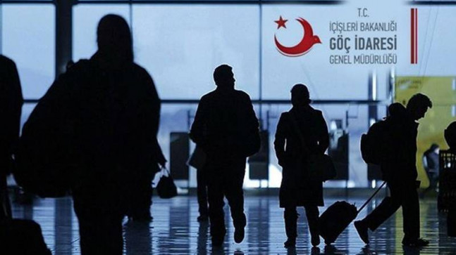 Yılbaşından bu yana, 19 bin 405 düzensiz göçmen sınır dışı edildi