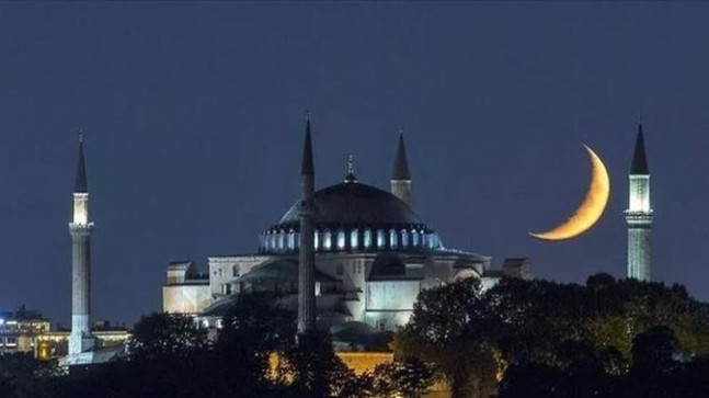 Berat Kandili oruç tutulur mu, var mı? Berat Kandili orucu hangi gün tutulur, bugün mü, nasıl niyet edilir?