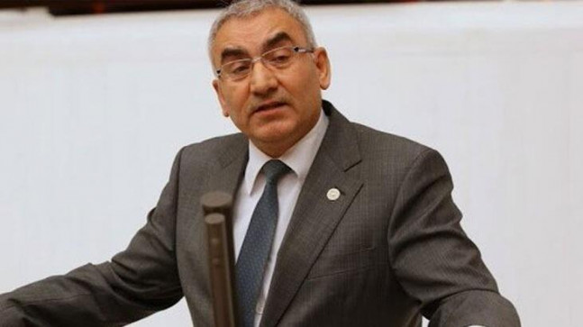 İYİ Parti’de sular durulmuyor! Önce istifa etti, sonra vazgeçti