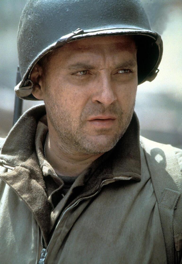 Beyin anevrizması geçiren Tom Sizemore yaşamını yitirdi