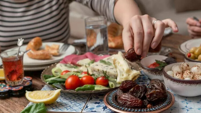 Sahurda bunları sakın tüketmeyin! Bakın hangi sağlık problemine neden oluyor